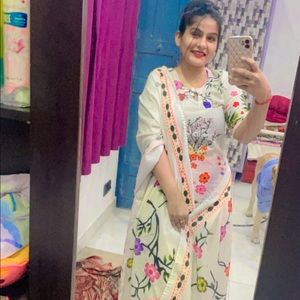 Meet your Posher, Shraddha